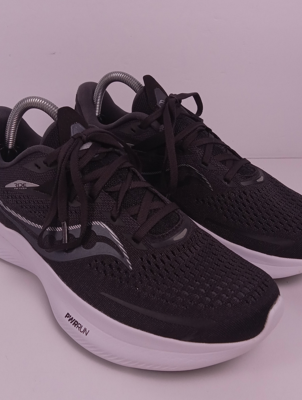 Saucony Ride 15 Shoes Mens 8.5 Black White Athletic Comfort Training Running
